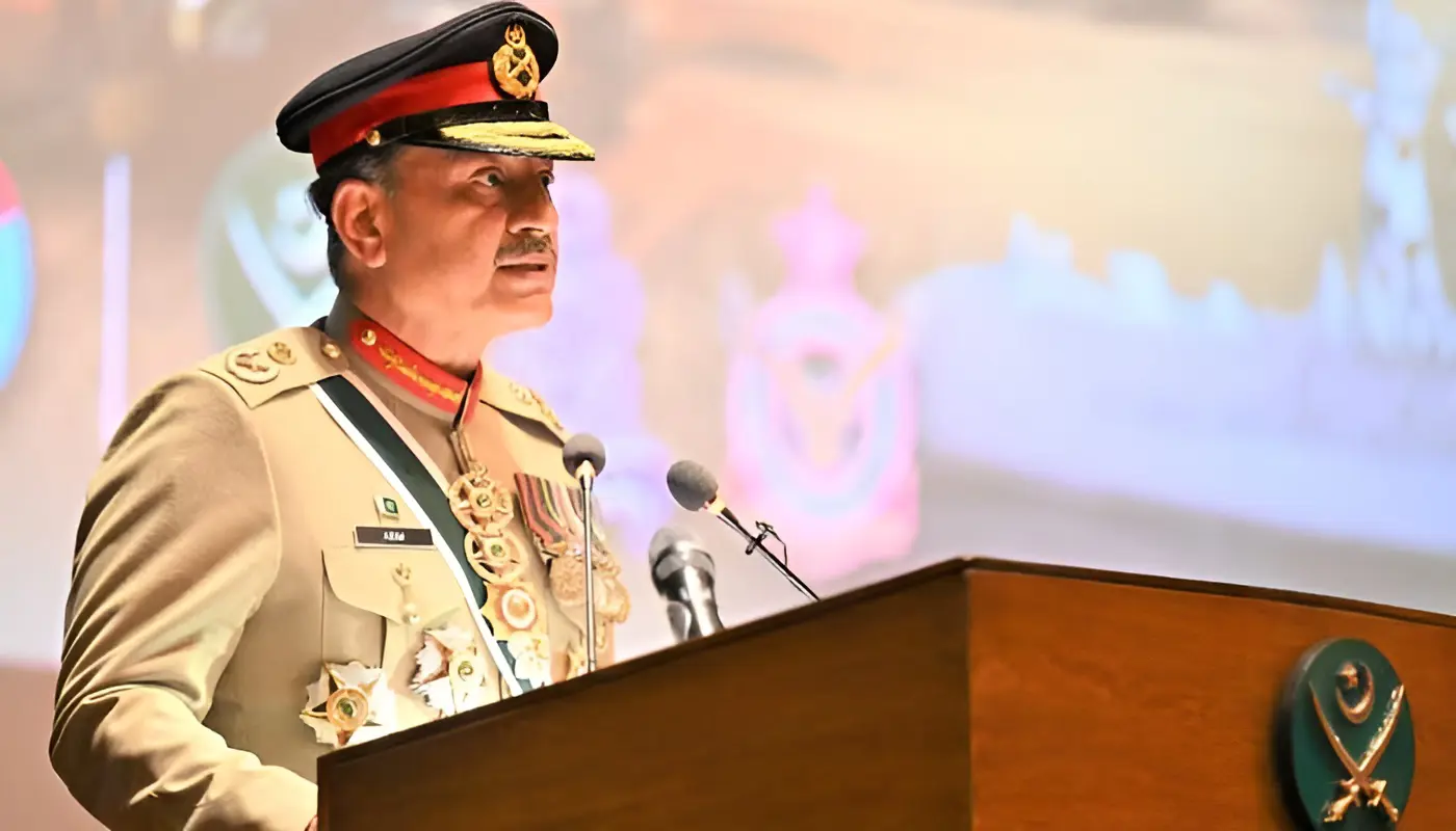 طالبان وٽ ’خارجين يا پاڪستان‘ مان چونڊ جو واحد آپشن آهي: فيلڊ مارشل عاصم منير